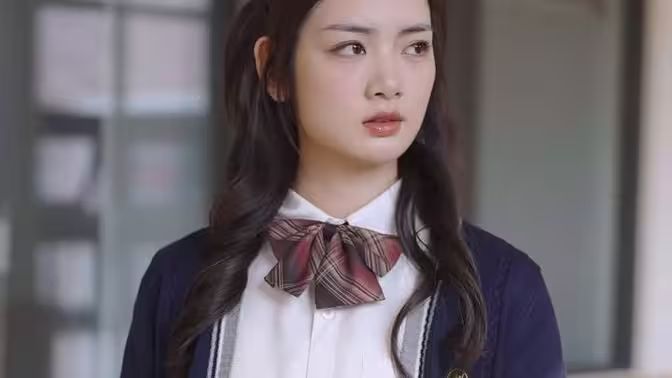 妹妹别哭:同学你认错人了